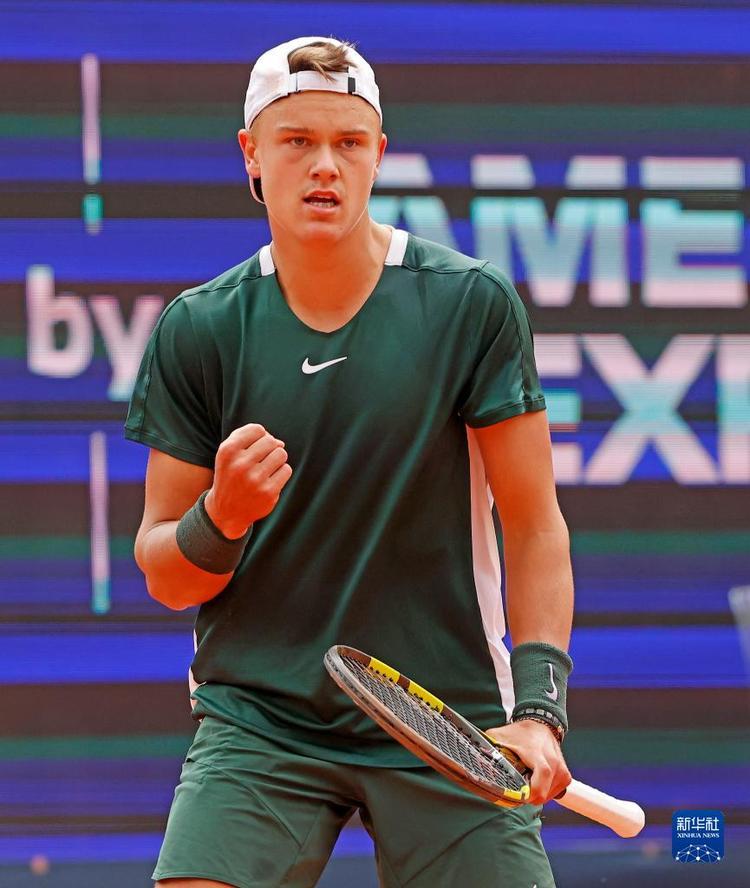 明的战术风 明的战术风