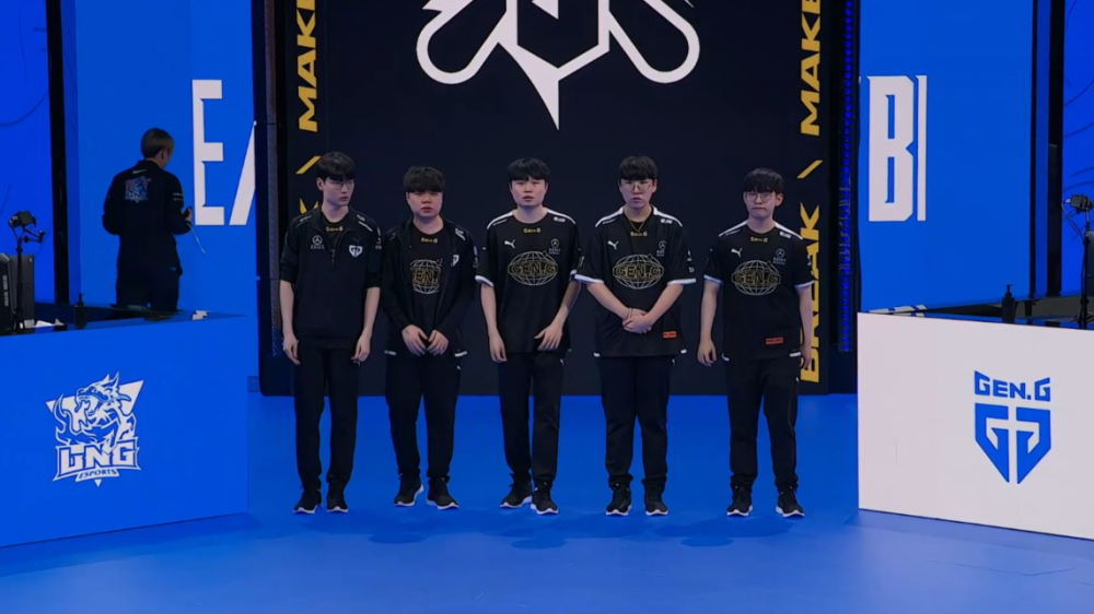 来迎接复出 来迎接复出