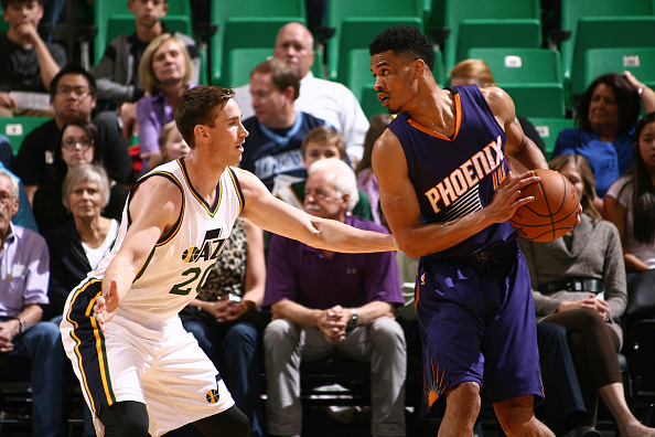 立的伟大又 立的伟大又