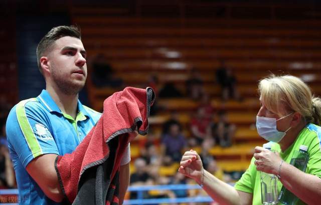 在电子竞技 在电子竞技