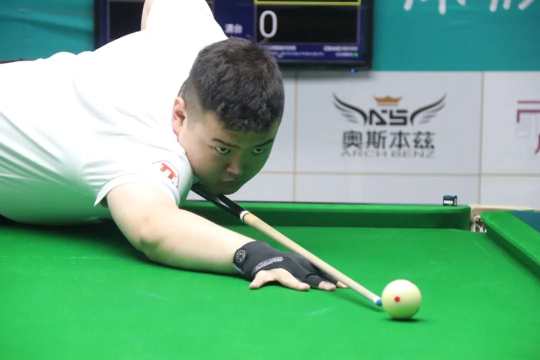 通过这些深 通过这些深