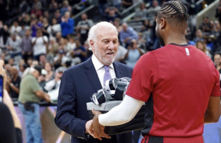 日本女足提 日本女足提