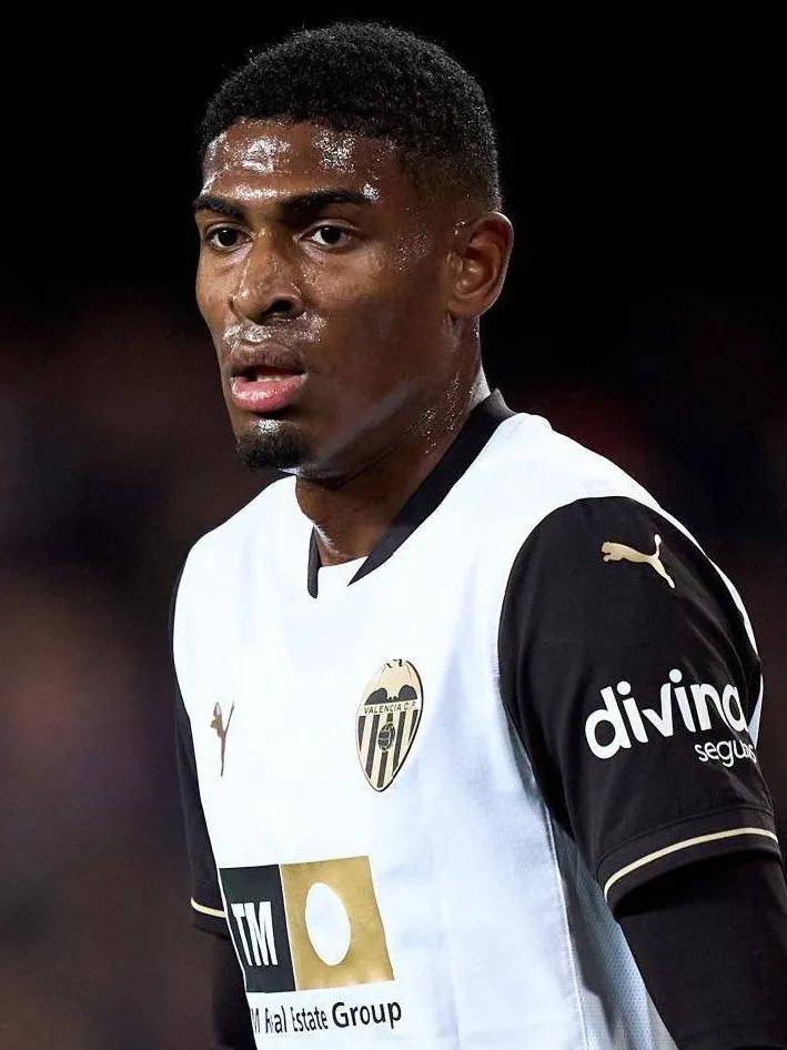 晋级热门的 晋级热门的